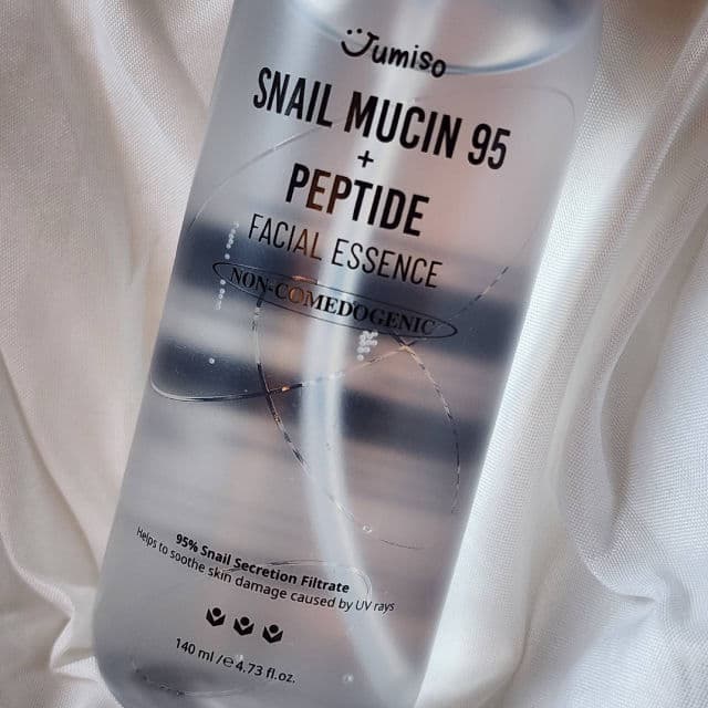 Snail Mucin 95 + Peptide Essence product review