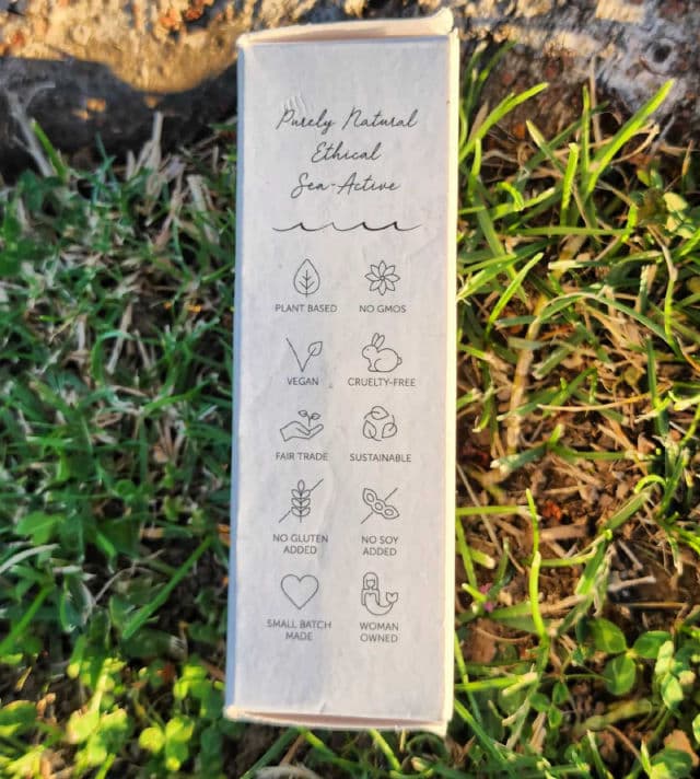 Earth Harbor Naturals Helios Anti-Pollution Youth Ampoule review photo by Researching4Beauty