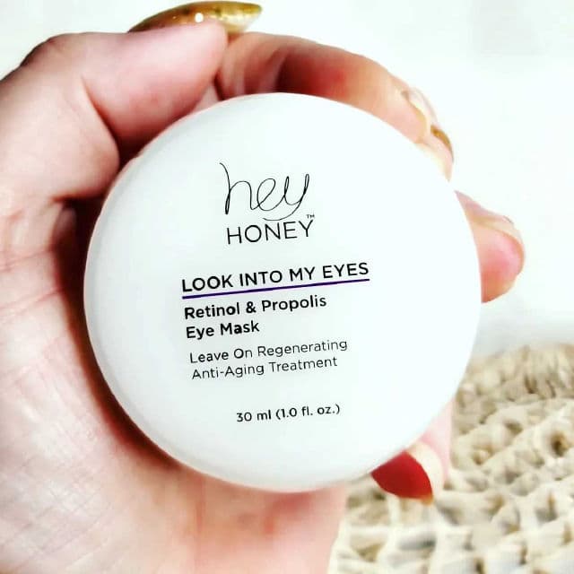 Hey Honey Look Into My Eyes - Retinol & Propolis Eye Mask review photo by Theresearchingbeauty