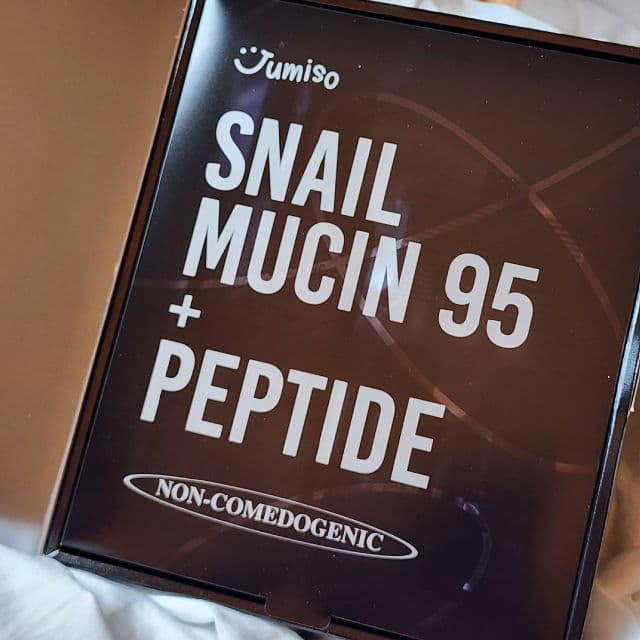 Snail Mucin 95 + Peptide Essence product review