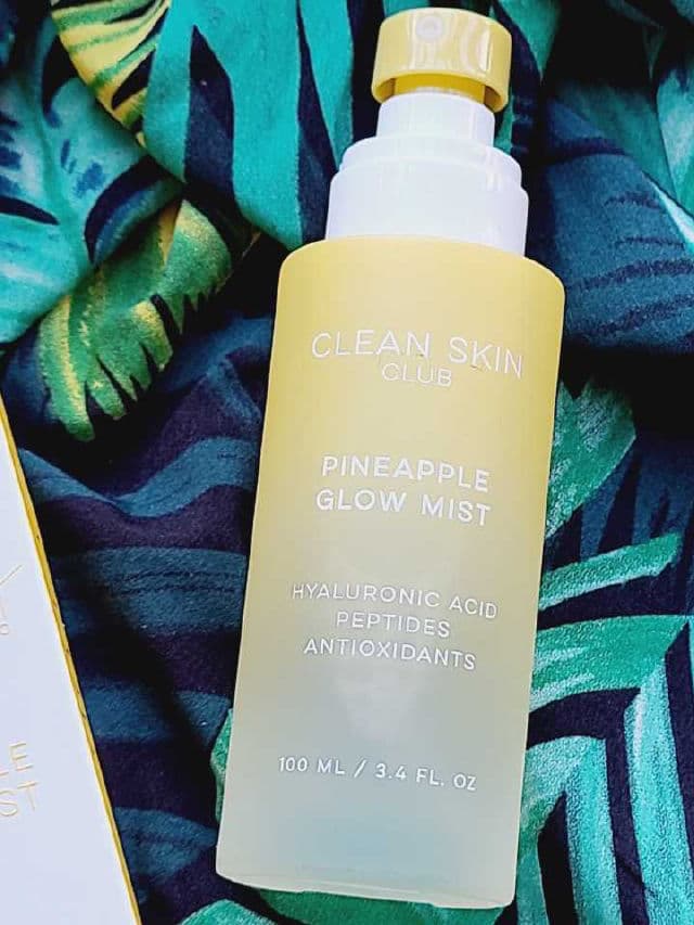 Clean Skin Club Pineapple Glow Mist review photo by Researching4Beauty