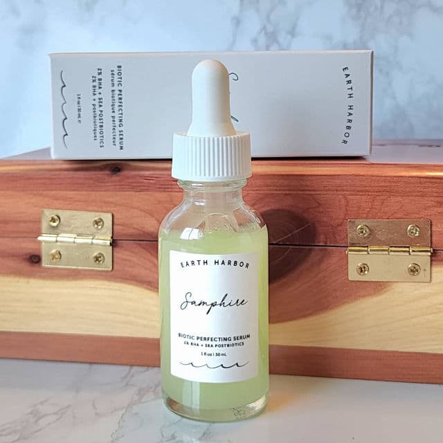 Earth Harbor Naturals Samphire Sea-Retinol Digital Serum review photo by Researching4Beauty