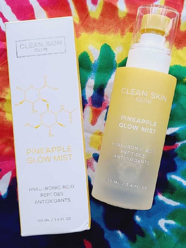 Clean Skin Club Pineapple Glow Mist review photo by Researching4Beauty