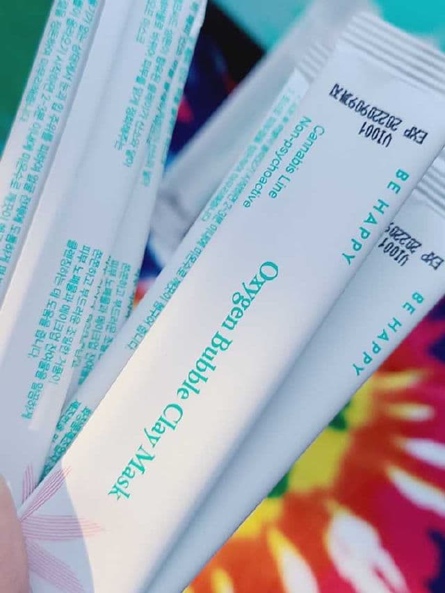 76N1 Be Happy Oxygen Bubble Clay Mask  review photo by Researching4Beauty