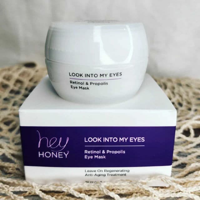 Hey Honey Look Into My Eyes - Retinol & Propolis Eye Mask review photo by Theresearchingbeauty