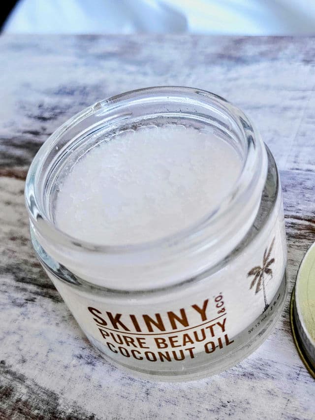 The Skinny Pure Beauty Coconut Oil review photo by Researching4Beauty