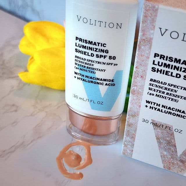 Volition Beauty Mineral Prismatic Luminizing Shield SPF 35 review photo by Researching4Beauty