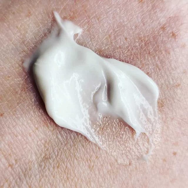 Hey Honey Look Into My Eyes - Retinol & Propolis Eye Mask review photo by Theresearchingbeauty