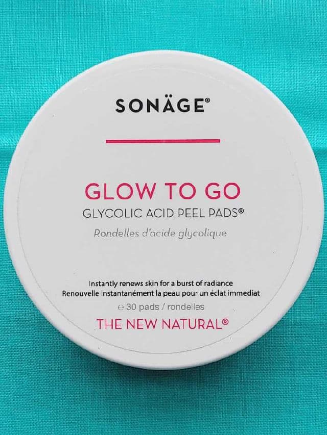 Sonage Glow To Go Glycolic Acid Peel Pads review photo by Researching4Beauty