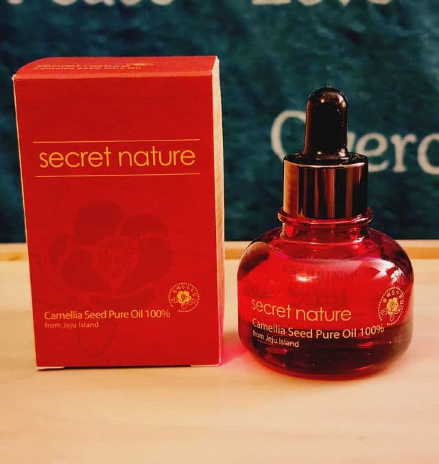 Secret Nature Camellia Seed Pure Oil review photo by Researching4Beauty