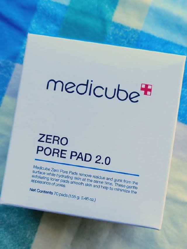 Medicube Zero Pore Pad 2.0 review photo by Researching4Beauty