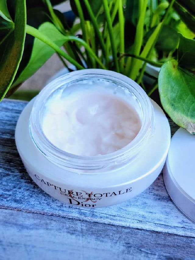 Dior Capture Totale Cell Energy review photo by Researching4Beauty