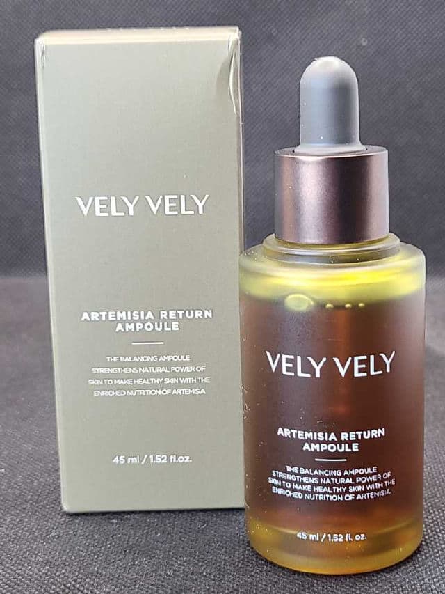 Vely Vely Artemisia Return Ampoule review photo by Researching4Beauty
