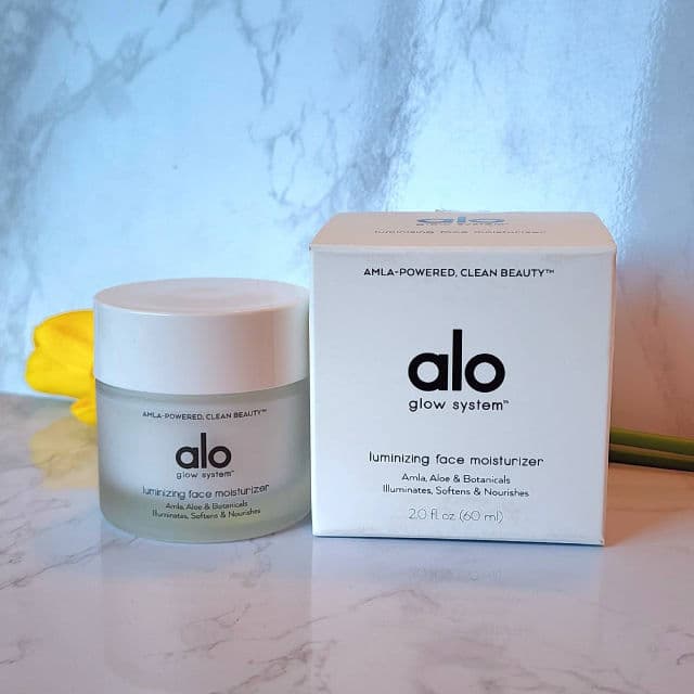 Alo Yoga Luminizing Face Moisturizer review photo by Researching4Beauty