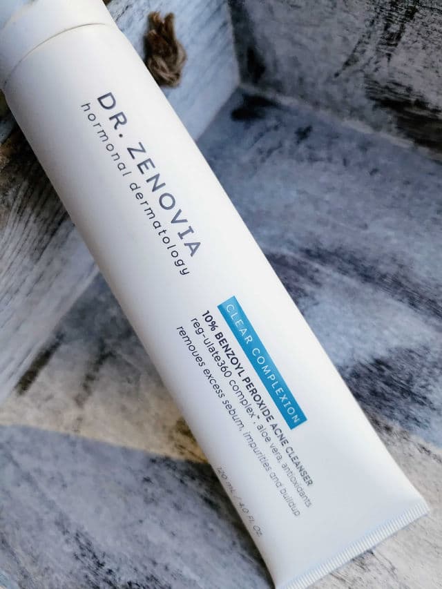 Dr. Zenovia 10% Benzoyl Peroxide Acne Cleanser  review photo by Researching4Beauty