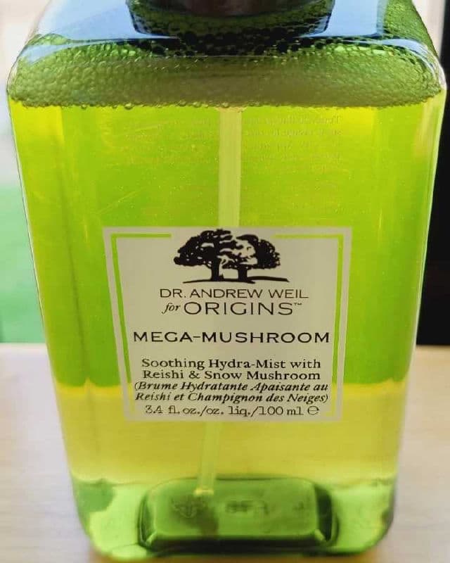 Origins Dr. Andrew Weil for Origins Mega-Mushroom Soothing Hydra-Mist with Reishi & Snow Mushroom review photo by Researching4Beauty