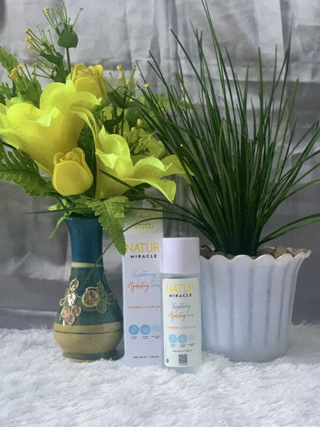 Natur Skin Care Miracle Brightening Hydrating Toner  review photo by Siitha