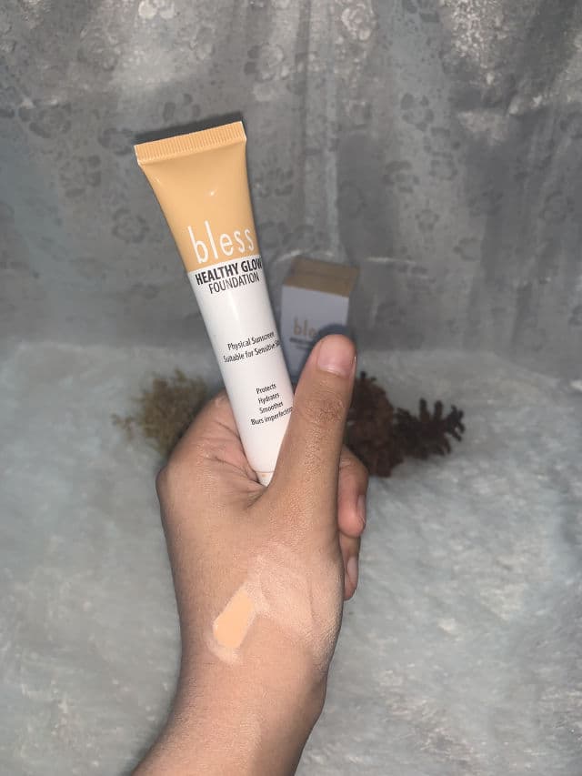 Bless Healthy Glow Foundation review photo by Siitha