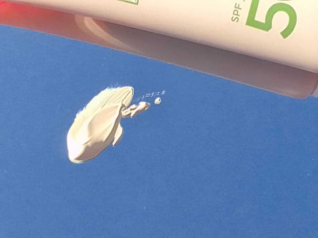 manyo Foundation-Free Sun Cream SPF50+ PA++++ review photo by Bichthomdua