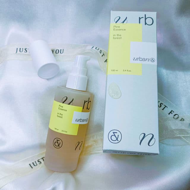 Urbanand Pine Essence in the Forest review photo by Yaniemirawk