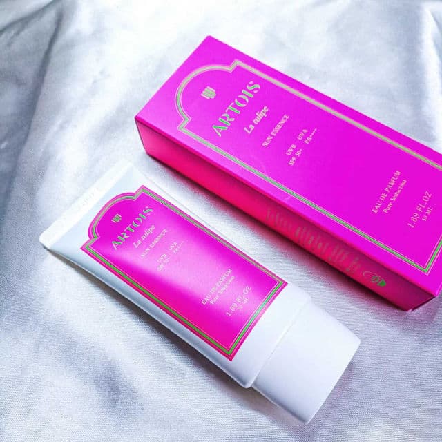 ARTOIS La Tulipe Sun Essence SPF50+ PA++++ review photo by Yaniemirawk