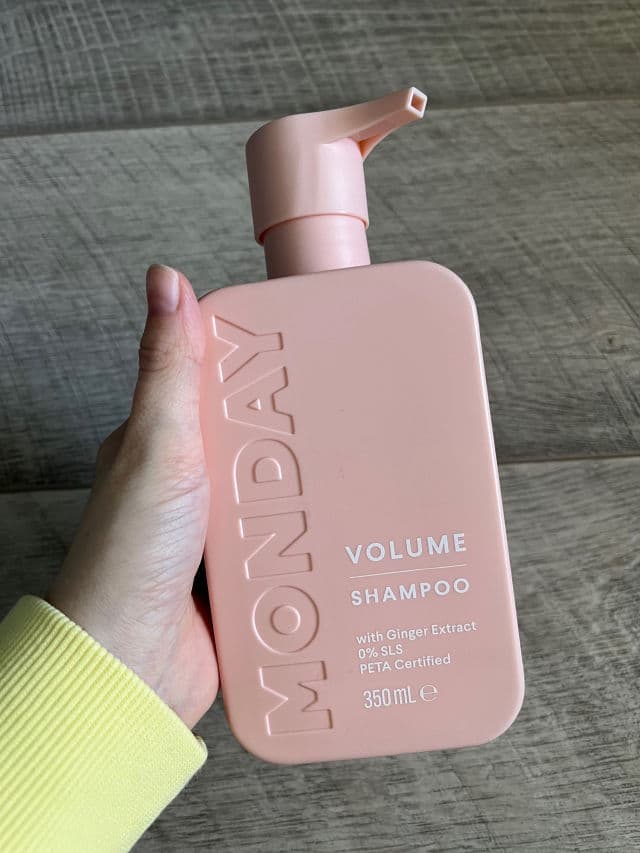 MONDAY Haircare Volume Shampoo review photo by lizzy90