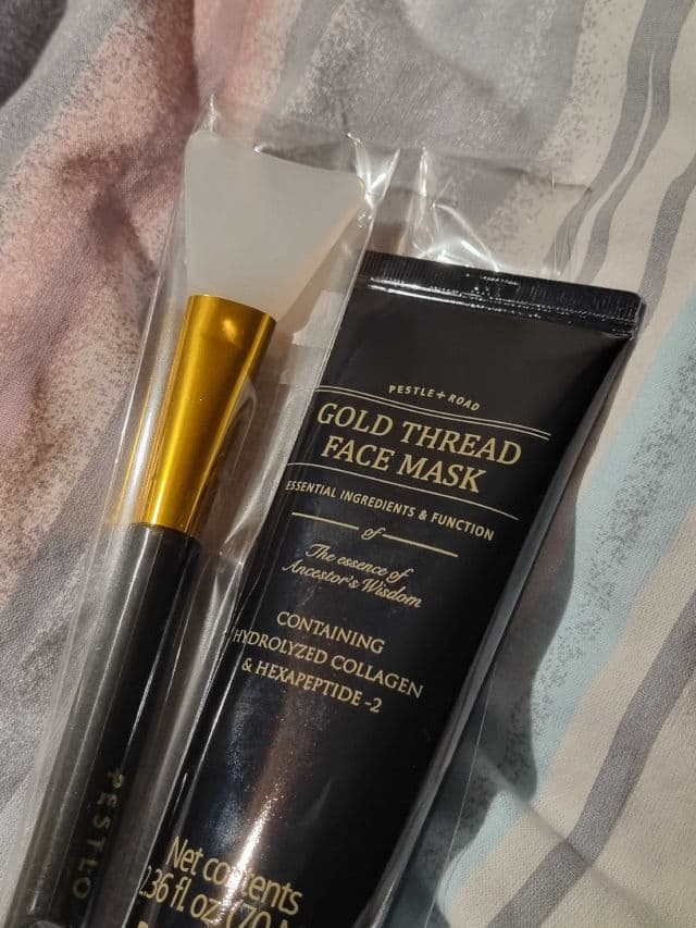 Pestlo Gold Thread Face Mask review photo by glowandsunshine