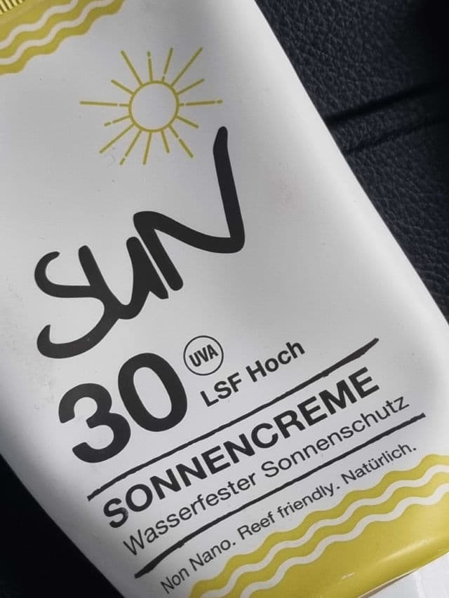 yu&i Sun SPF 30 review photo by glowandsunshine