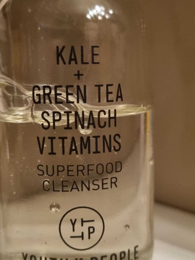 Youth To The People Kale + Green Tea Spinach Vitamins Superfood Cleanser review photo by glowandsunshine