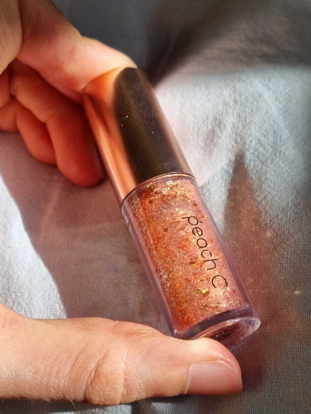 Peach C Champagne Eye Glitter #3 Rose Coral review photo by glowandsunshine