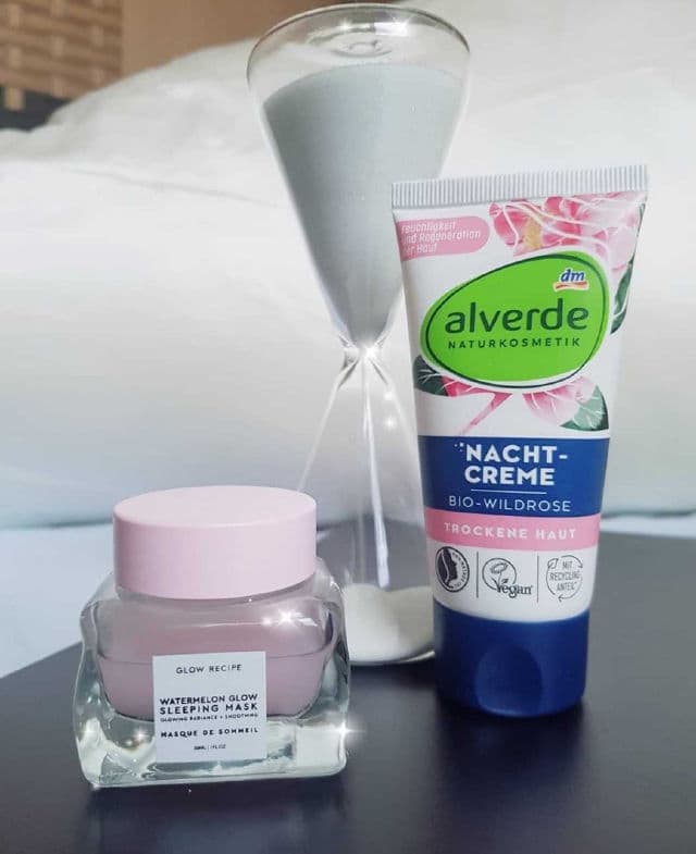 Alverde Naturkosmetik Nachtcreme Wildrose review photo by glowandsunshine