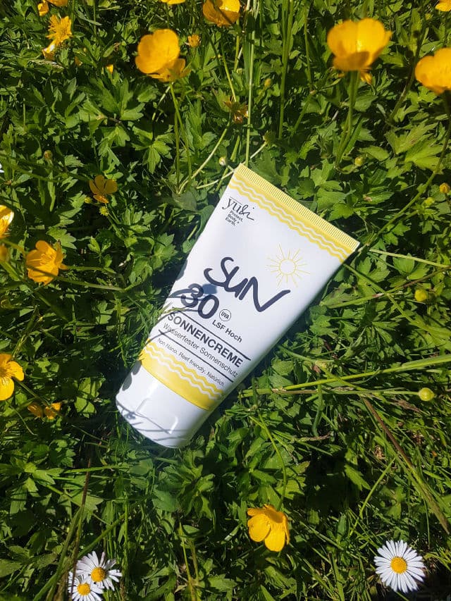yu&i Sun SPF 30 review photo by glowandsunshine