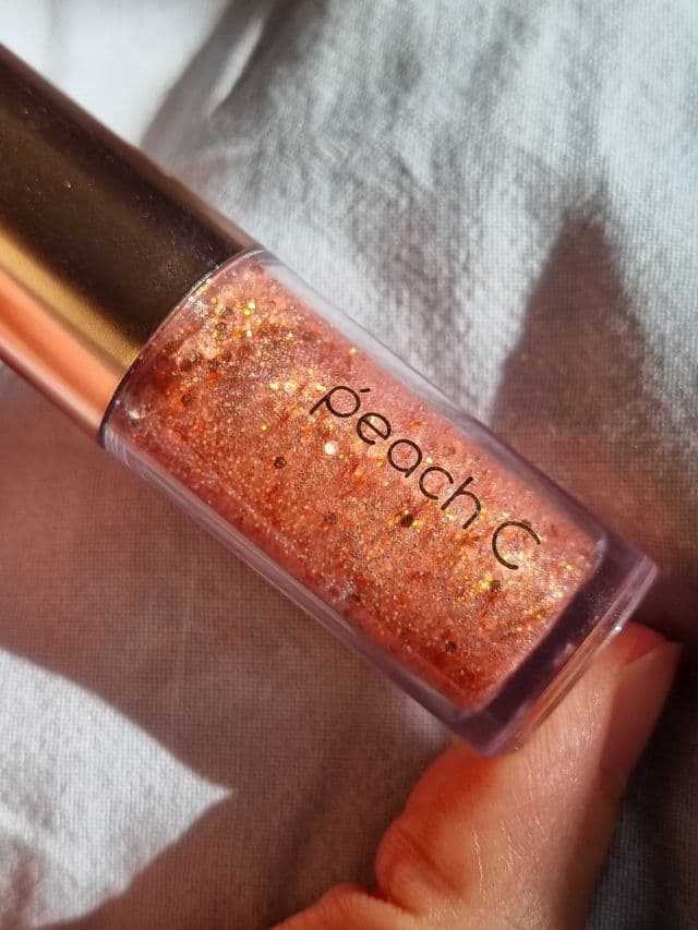 Peach C Champagne Eye Glitter #3 Rose Coral review photo by glowandsunshine