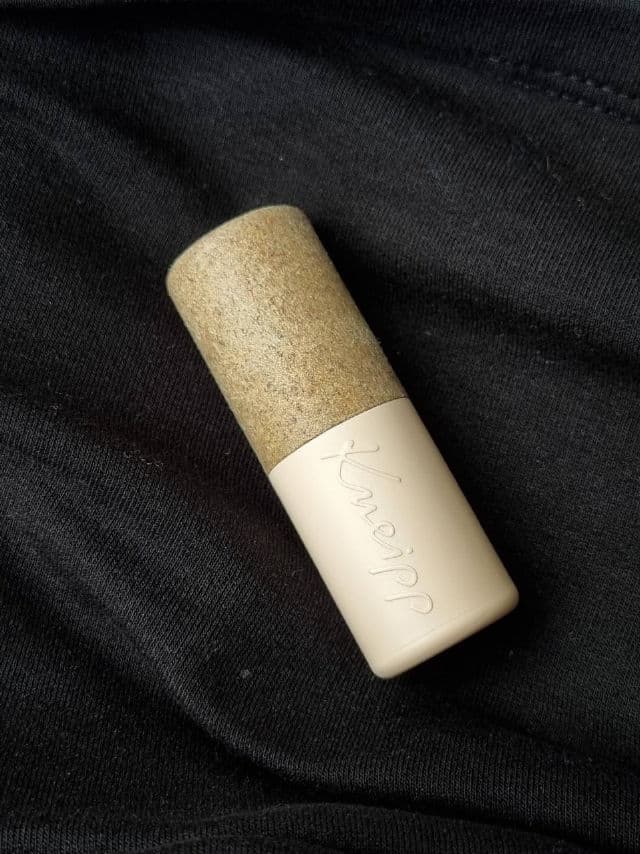 Kneipp Sensitive Care Lip Balm review photo by glowandsunshine