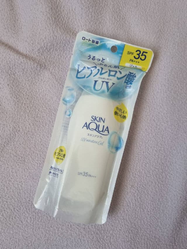 SKIN AQUA Sunplay Uv Moisture Gel SPF35 PA+++ review photo by glowandsunshine