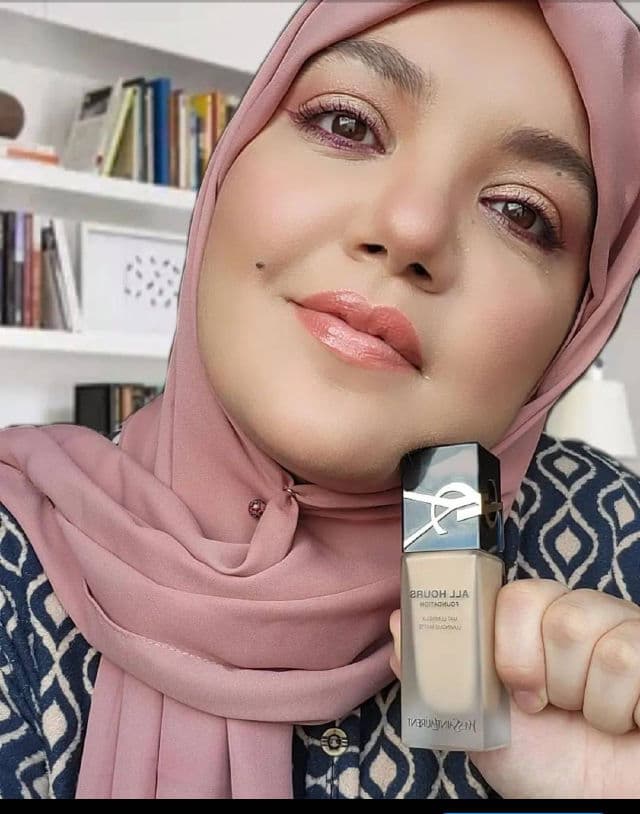 Yves Saint Laurent All Hours Foundation review photo by theunfoundpearl