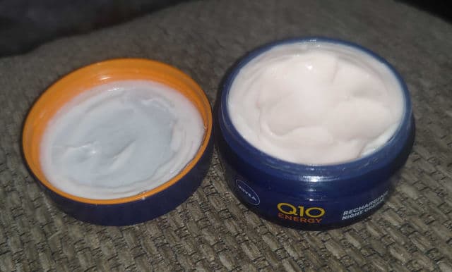 Nivea Q10 Energy Recharging Night Cream review photo by Bevala