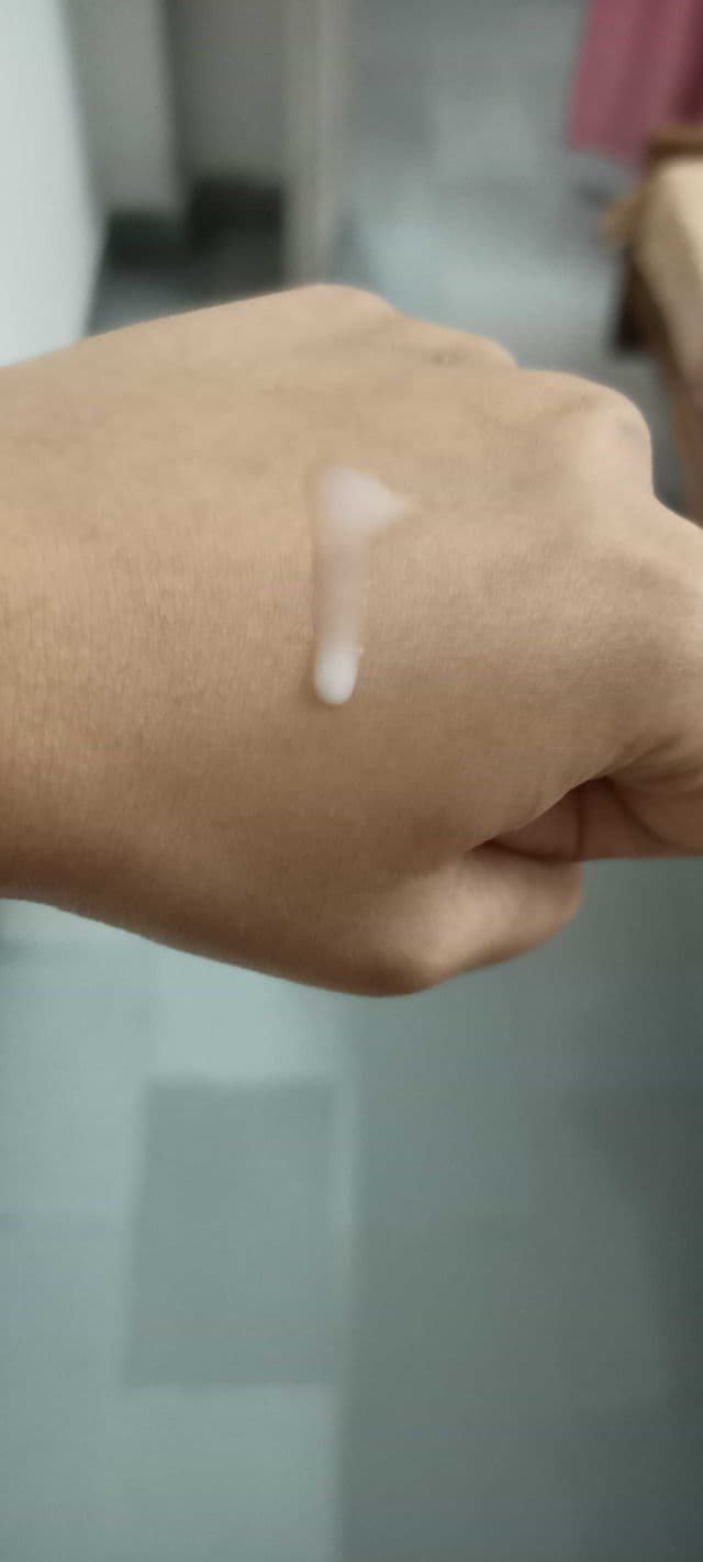 Pure Bubbles Vitamin C Brightening Skin Serum All Skin Types review photo by SkincareUnni82