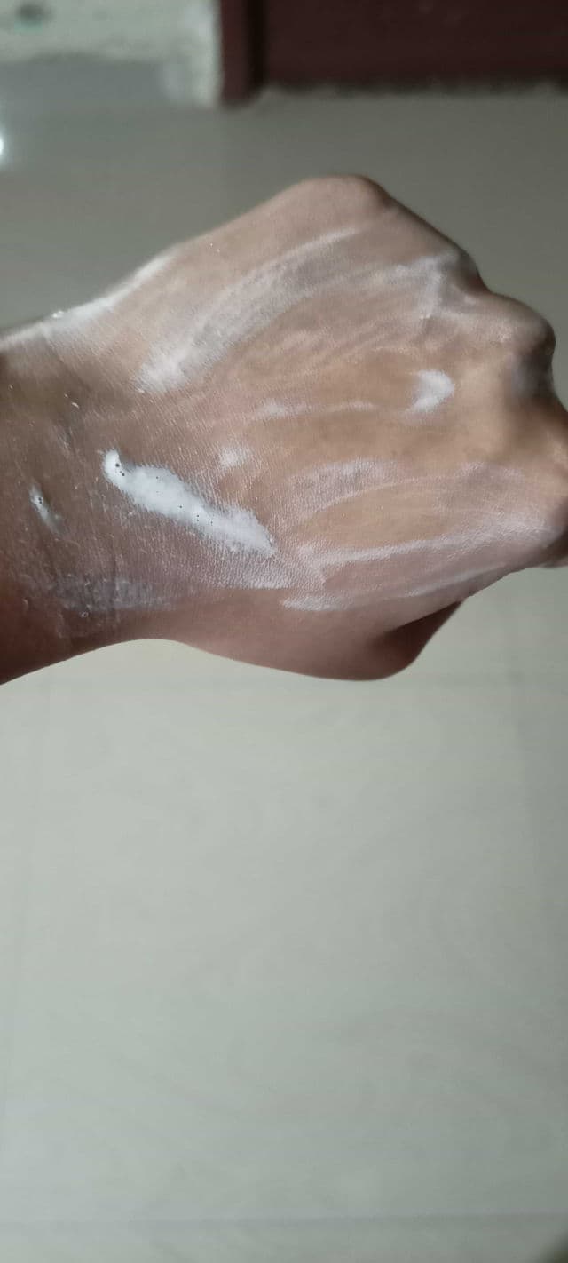 IT'S SKIN Snail Blanc Brightening Cleansing Foam review photo by SkincareUnni82