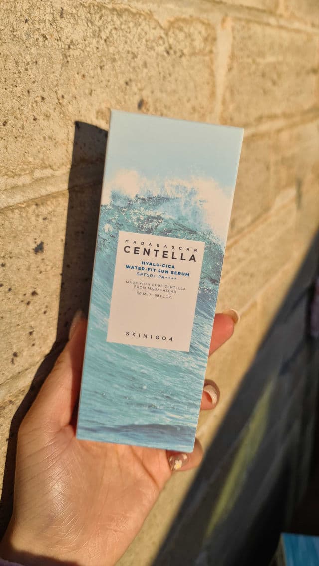 SKIN1004 Madagascar Centella Hyalu-Cica Water-Fit Sun Serum SPF50+ PA++++ review photo by PinkPeach