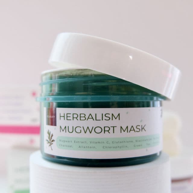 Scarlett Whitening Herbalism Mugwort Mask review photo by Irenaerin