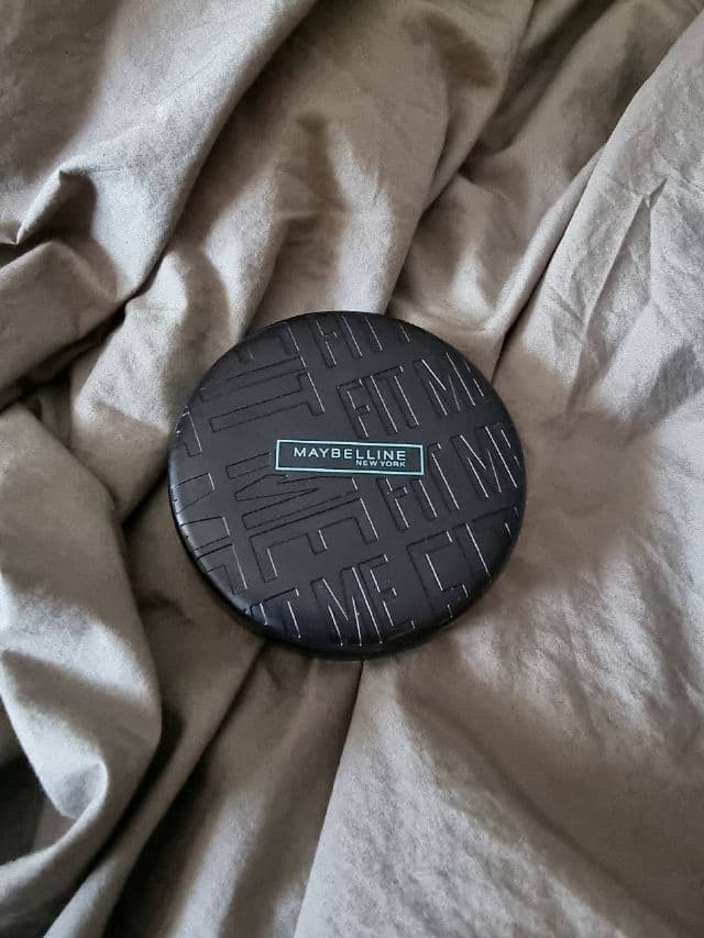 Maybelline Fit Me Compact Powder review photo by blingherself
