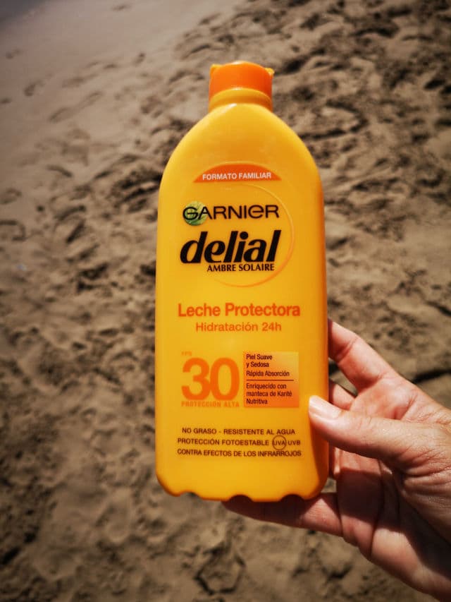 Garnier Ambre Solaire Ultra-hydrating Sun Cream SPF30 review photo by Beats