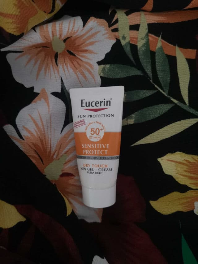 Eucerin Sun Gel-Cream Dry Touch Sensitive Protect SPF 50+ review photo by Beats