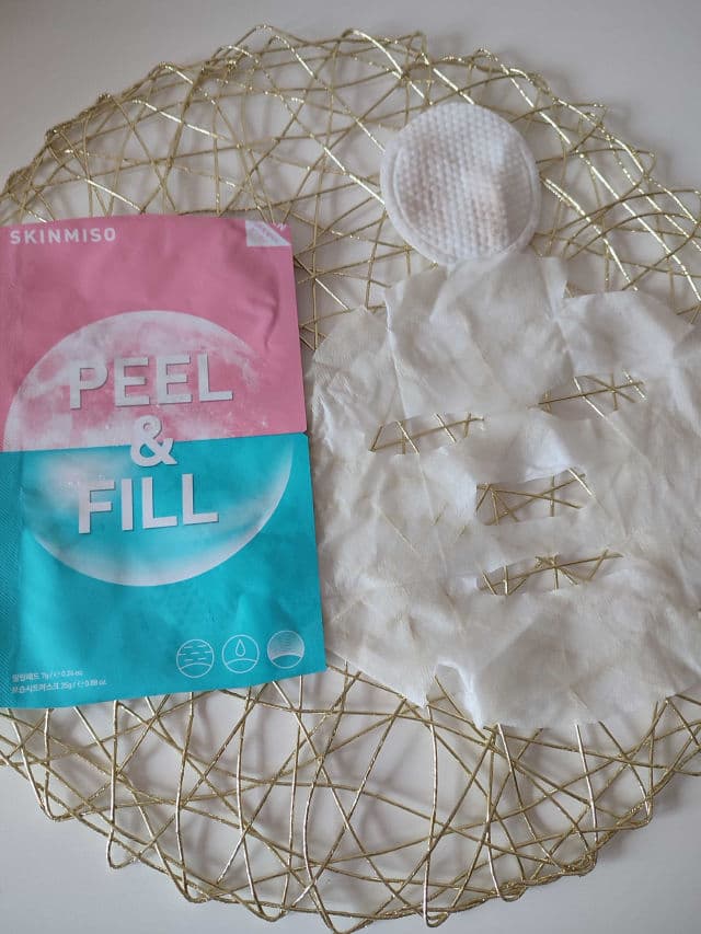 SKINMISO Peel & Fill Mask review photo by Mumikag