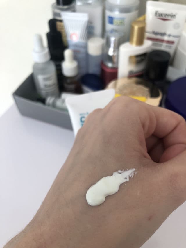 INNISFREE Mild Cica Sunscreen Tone-Up SPF50+ PA++++ review photo by camilaguimaraes