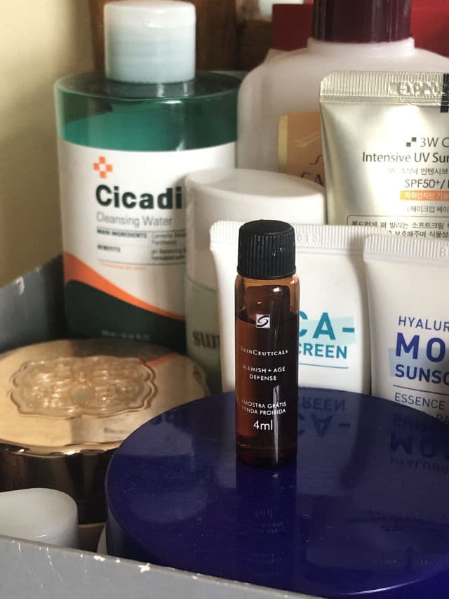 SkinCeuticals Blemish + Age Defense Salicylic Acid Acne Treatment review photo by camilaguimaraes