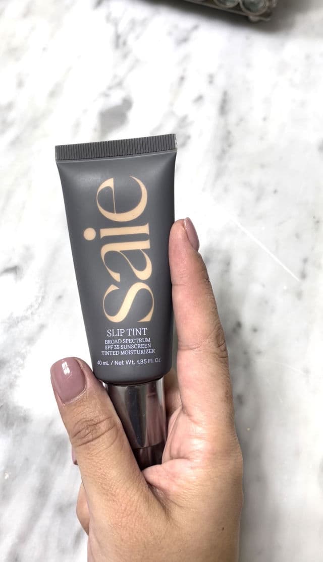 Saie Slip Tint Dewy Tinted Moisturizer review photo by guiniscorner