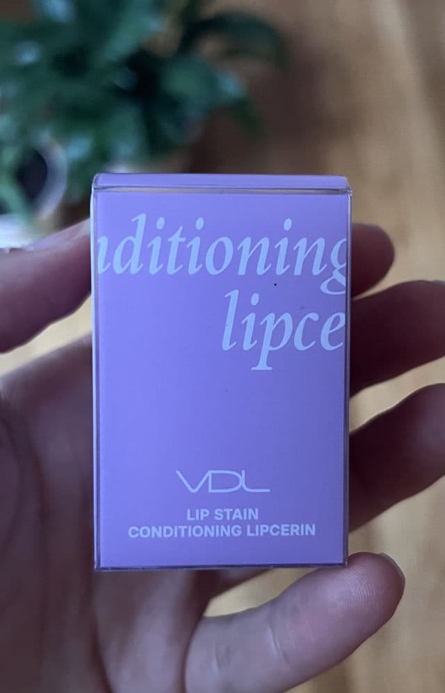 VDL Conditioning Lipcerin review photo by PickyLee