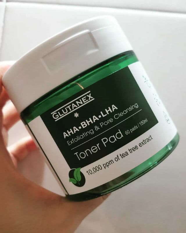 Glutanex AHA BHA LHA Toner Pad review photo by serene1126